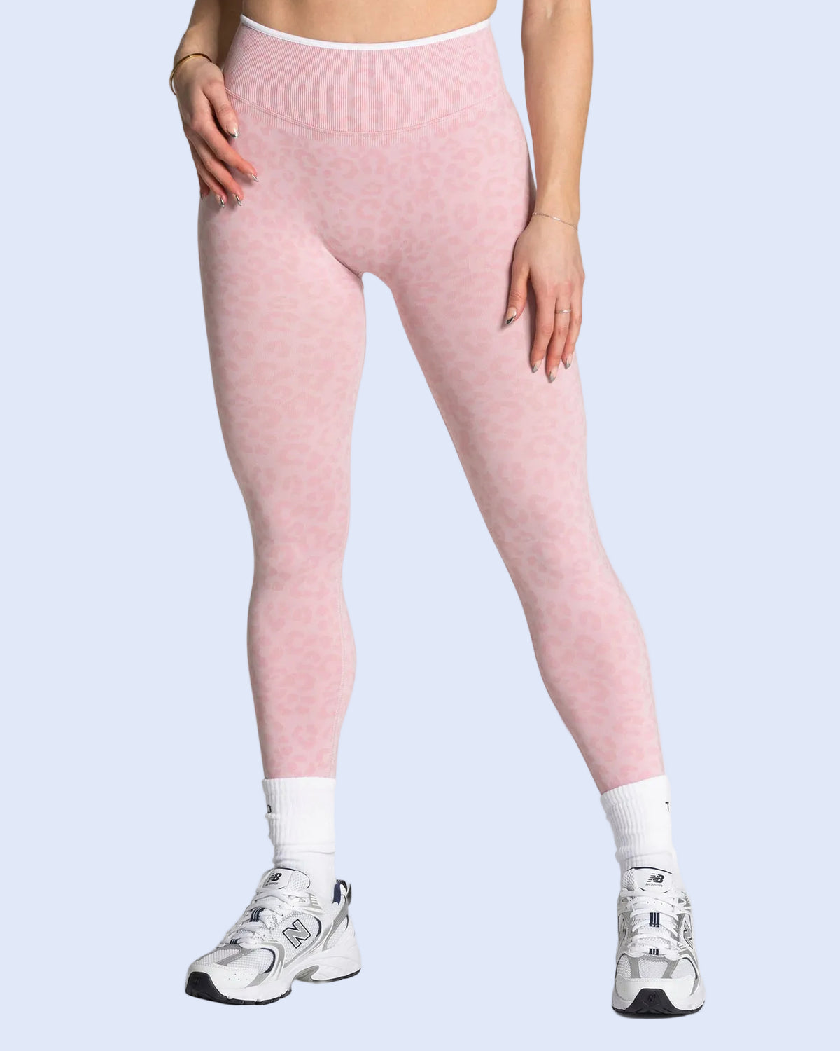 Contrastline Sculpt Scrunch Leggings | Leopard Print - ActivewearBox.com