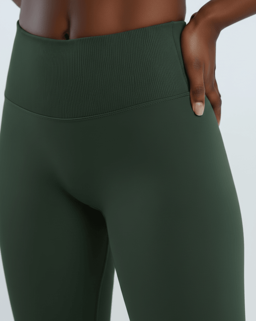 Forest Green – Waistband Detail