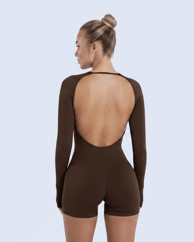 Full back standing — espresso